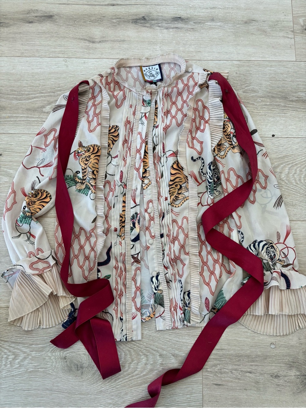 MUKZIN whimsy tiger button up cool girl blouse